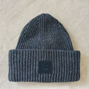 Acne Studios Logo-Appliquéd Ribbed Wool Beanie  Dark gray
